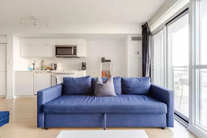 Apartmán Luxurious Condo With A Lake View Toronto