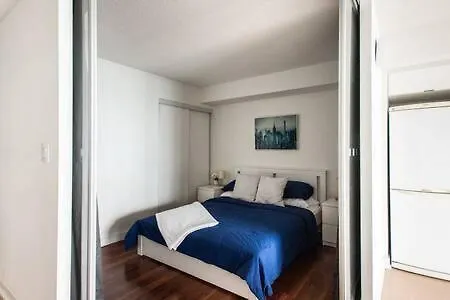 Luxurious Condo With A Lake View Toronto 0*,